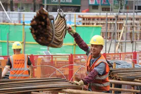 记者假期走访多个重点项目施工现场：劳动最光荣，建设不停工图片