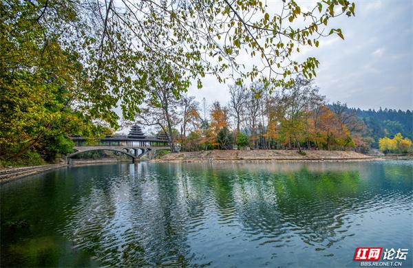 山水为幕，侗寨为景！看湖南上湘村如何美成“向往的生活”