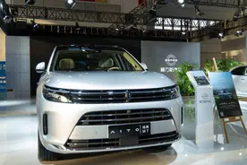 问界新M7火爆背后，赛力斯赢麻了？图片