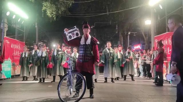 【国庆来咸阳·老街见一“面”】渭城：秦俑“活”起来古今共潮生
