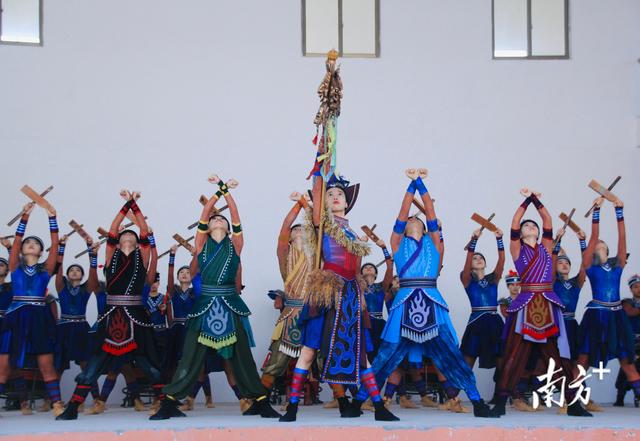 文化赋能体育古韵焕发新声——千年冼太文化“舞动”茂名健身徒步活动