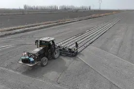 冠农数字农业助力二十二团1连开启2024年甜菜播种季图片