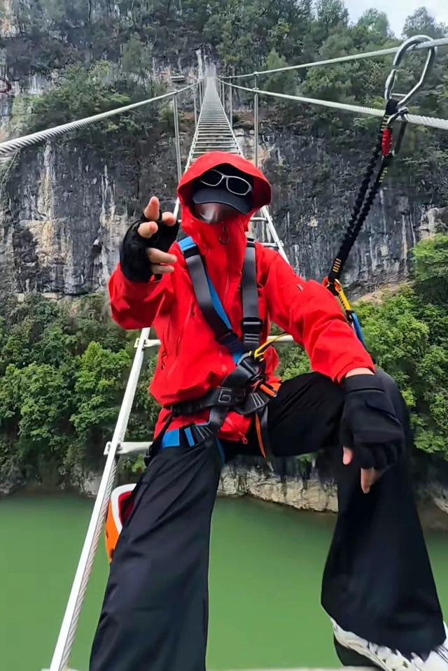 【秋游绥阳】追着风，勇闯清溪峡！