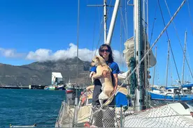 一人一狗环球航行22个月 四川船长朱稳的孤独与冒险图片