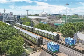 车厢温度由最高40℃降至26℃ 移动储能电站让坐火车跨海不再闷热图片