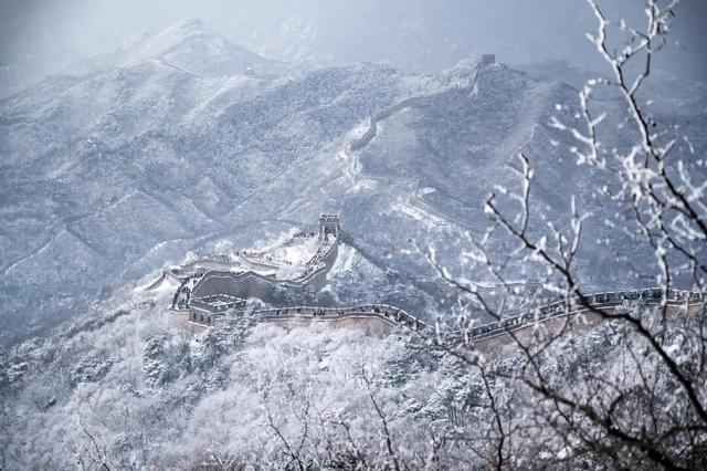 江山如此多娇！雪后八达岭分外妖娆
