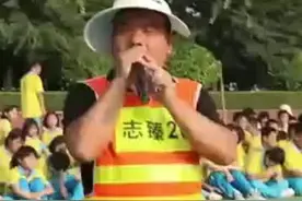 好拼！体育老师另一个身份是特技演员图片