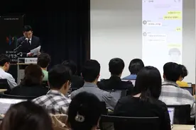 韩媒：金赛纶家属公开她未成年时与演员金秀贤交往证据图片
