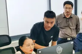 湖汽职院普通话测试站高标准建成并完成模拟测试验收图片