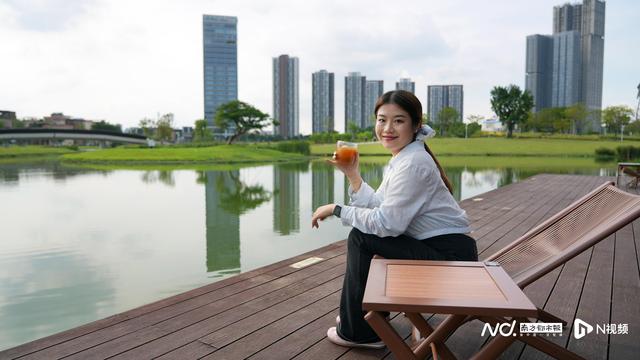 家门口的新佛山丨沿着彩虹河堤，“穿越”岭南文化精致小城