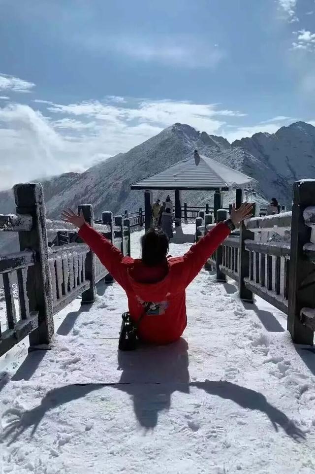 冬日漫步太白山！邂逅冰雪与暖阳！