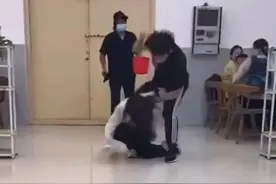 江苏师大回应“食堂打人事件中的女生将获保研资格”：肯定是假的，是不实消息图片