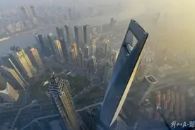 最新GDP十强城市出炉，经济“优等生”有哪些亮点？图片