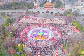 美好生活在云南｜云南曲靖：千人舞麒麟，欢喜过大年图片