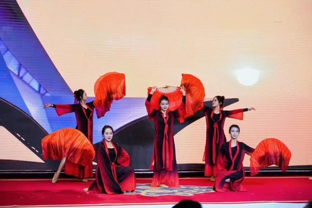 宁蒙携手，启程高铁新时代——宁蒙文旅合作对接及专项推介活动在呼和浩特成功举办