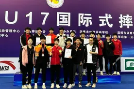 济南运动员在全国U17摔跤锦标赛中斩获4金图片