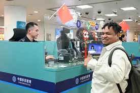 全国首架！厦门直飞东帝汶的航班开通图片