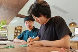 普洱思茅：绝版木刻遇上七夕 传统与浪漫碰撞火花图片