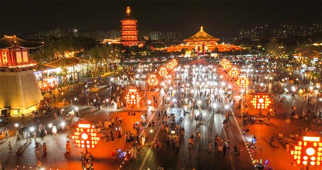 隋唐遗址夜经济火爆 点亮洛阳暑期文旅消费