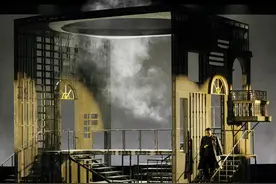 淮剧《潜行者》登台：用独特表达诠释信仰的力量图片