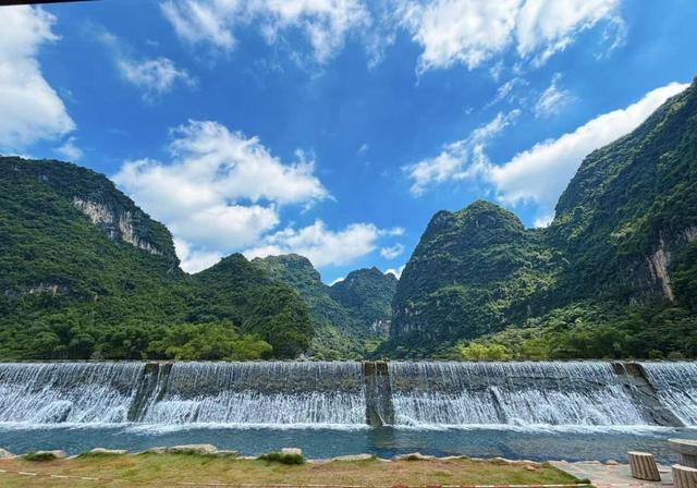 八桂避暑有“凉方”①丨广西：且向山水要“凉趣”