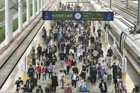 预计发送75.5万人次！国铁集团郑州局迎来客流节前出行高峰图片