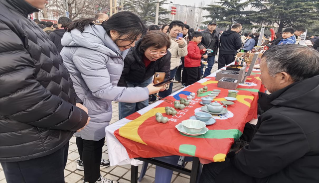 中牟新区：文旅体融合庆元宵 幻乐之城绽华彩