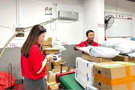 深夜加班送快递成过去时，今年“双11”快递员很从容图片