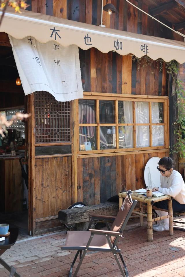 遇见丨开福秋日·逛三园：「东风路文创园」老长沙的回忆沙漏