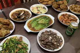 忆乡愁 品年味｜当过年聚会变成AI应用讨论会，年味就这样注入了“科技味”图片