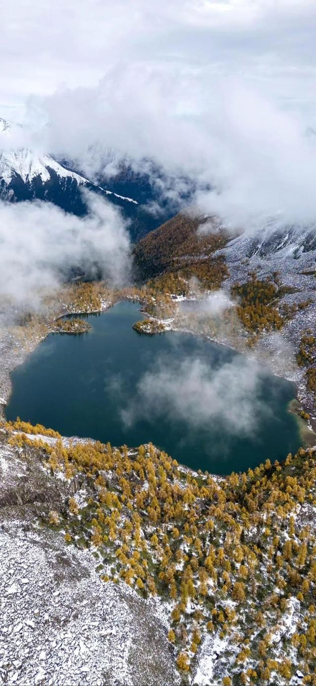 今日多地下雪！冰雪世界的川西正式上线