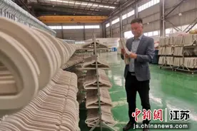 睢宁游子回乡创业 小衣架畅销国内外图片