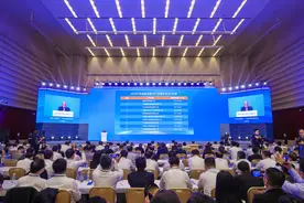 跃升121位！湖北交投集团荣登“中国企业500强”第239位图片