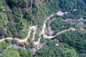 “蚂蚁探路”周功斌为村庄探新路：大山里的速度与激情图片