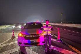 警示曝光 | 别任性！“警灯”不是你想装就能装！图片