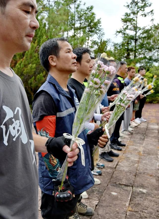 他孤身骑行4万公里，只为这件事！