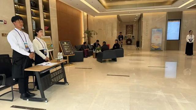 2025年阿坝县扎崇文化旅游季系列活动志愿服务工作圆满结束