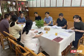 张家界市科学技术局到武陵源区开展项目申报前期指导调研图片