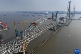 常泰长江大桥建设有序推进图片