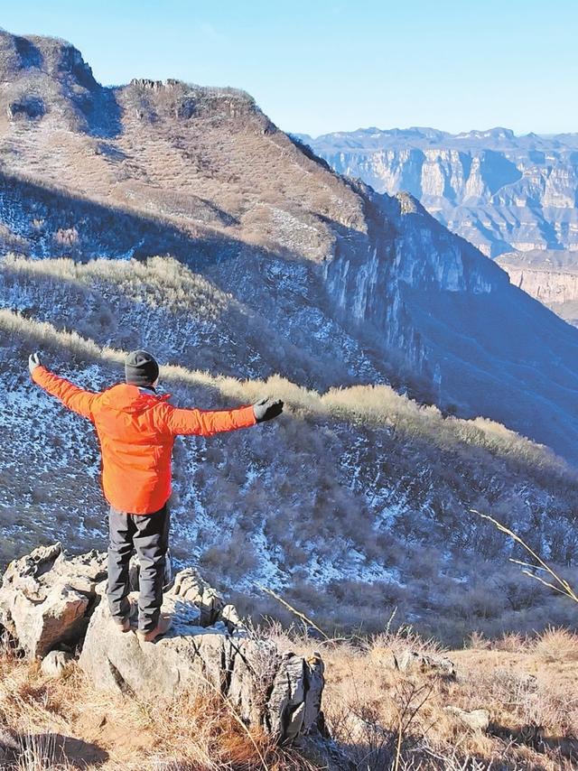 经济·深读丨你为什么爱在朋友圈晒户外？