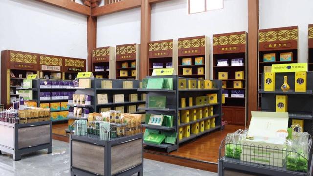 沿着黄河遇见海｜采访团走进夏津黄河故道国家森林公园：科技赋能让千年古桑资源“活”起来