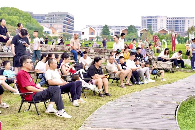 超88.55万人次，收入超10亿元！