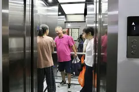 杭州一小区7天换掉了一台24岁“高龄”电梯，没让居民出钱，怎么做到的？图片