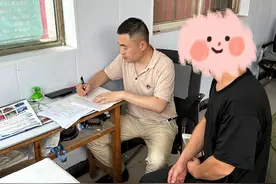 “这一天，我等了35年！”图片