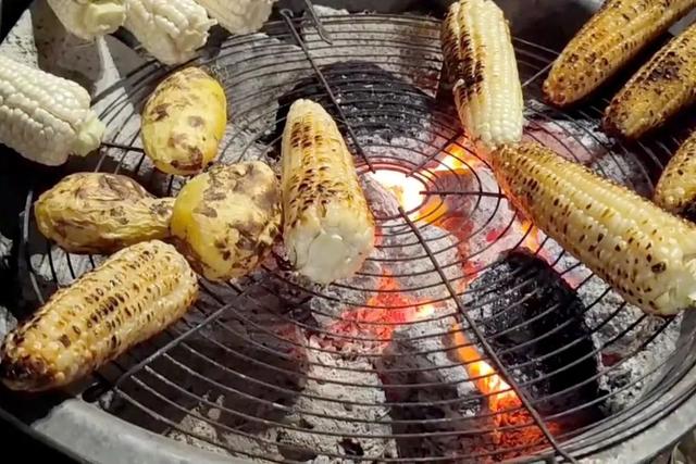 鲁甸夜市：入秋了 鲁甸的夜市依然很“野”