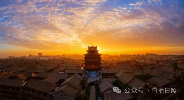 这么近，那么美，周末到_____！