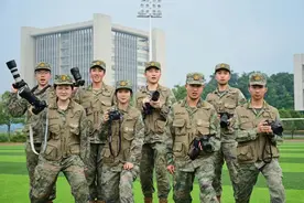 “学员记者”见证军校青春图片