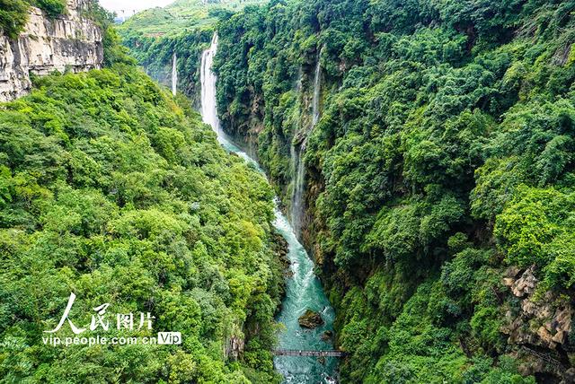 贵州兴义：马岭河峡谷迎客来