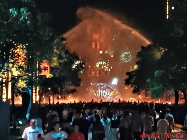 世界那么大 好想来怀化 | 月满鹤鸣洲 地标夜游盛宴点亮双节假期