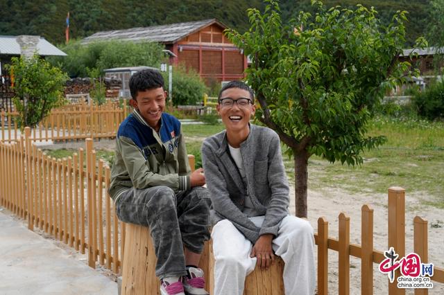 西藏错高村：山湖环绕 幸福古村｜影记·扎西德勒